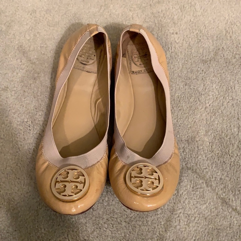 Nude Tory Burch Caroline Ballerina Flat